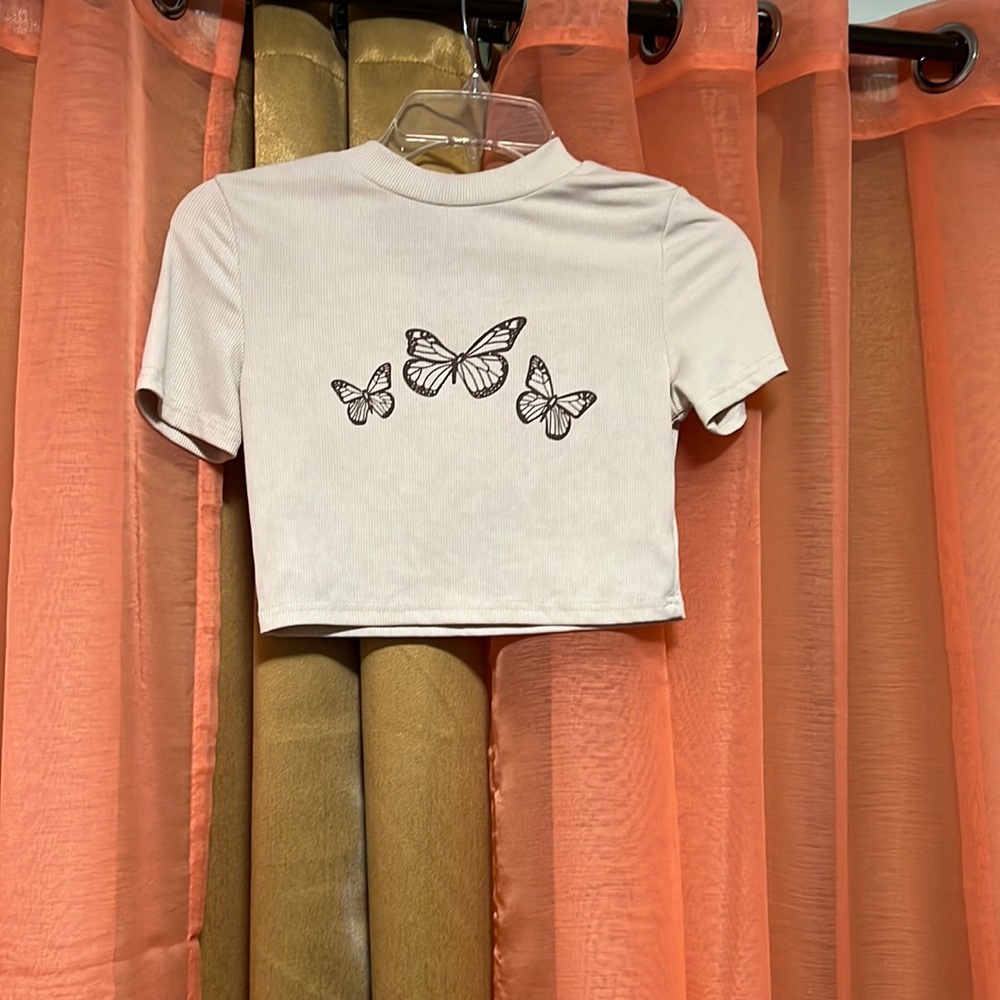 Cute crop top